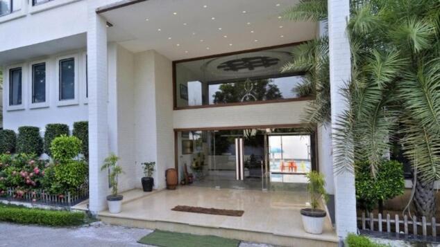 Om Sanctuary Resort By Pinks Hospitality Rupawati Exterior photo